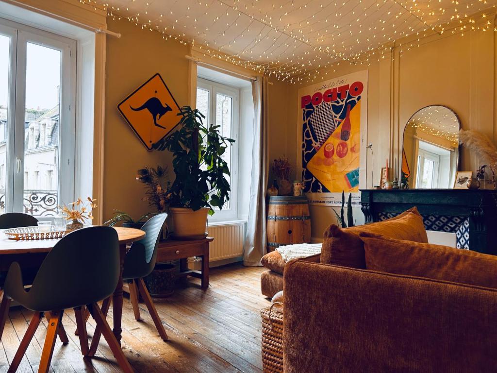 Χώρος καθιστικού στο Ciel Etoilé Cocon Chic en hyper-centre