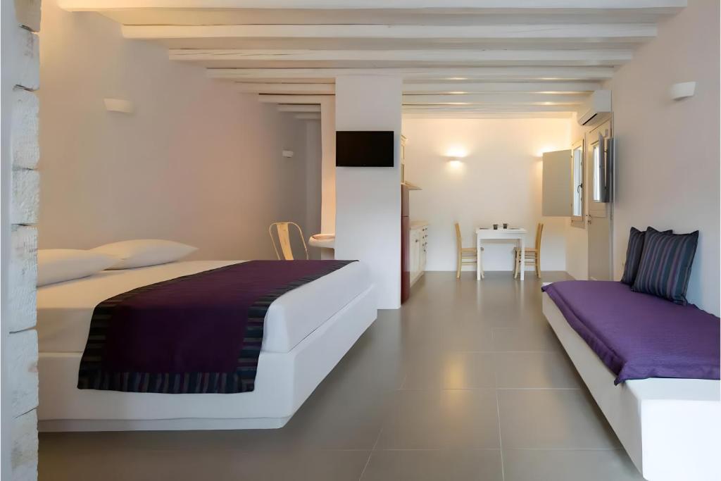 En eller flere senge i et værelse på Echinousa Kimolos katoikia no2