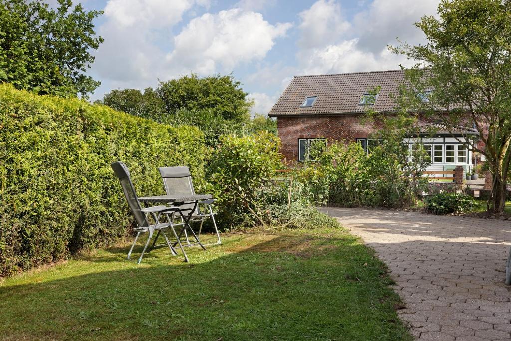 LooftにあるFerienwohnung Thoméeの家庭の椅子