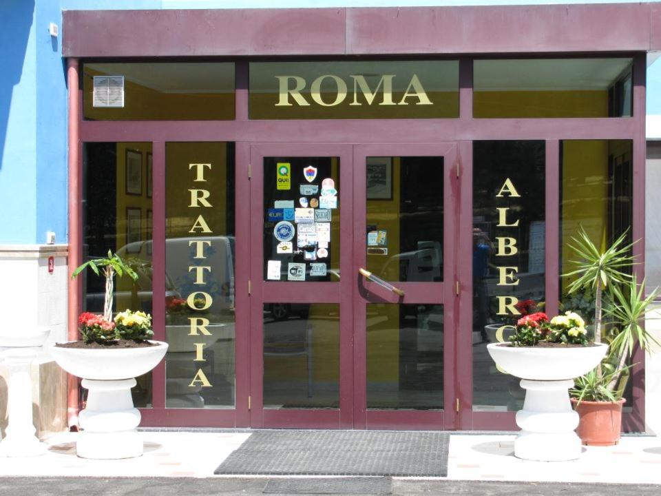 The facade or entrance of Albergo Roma