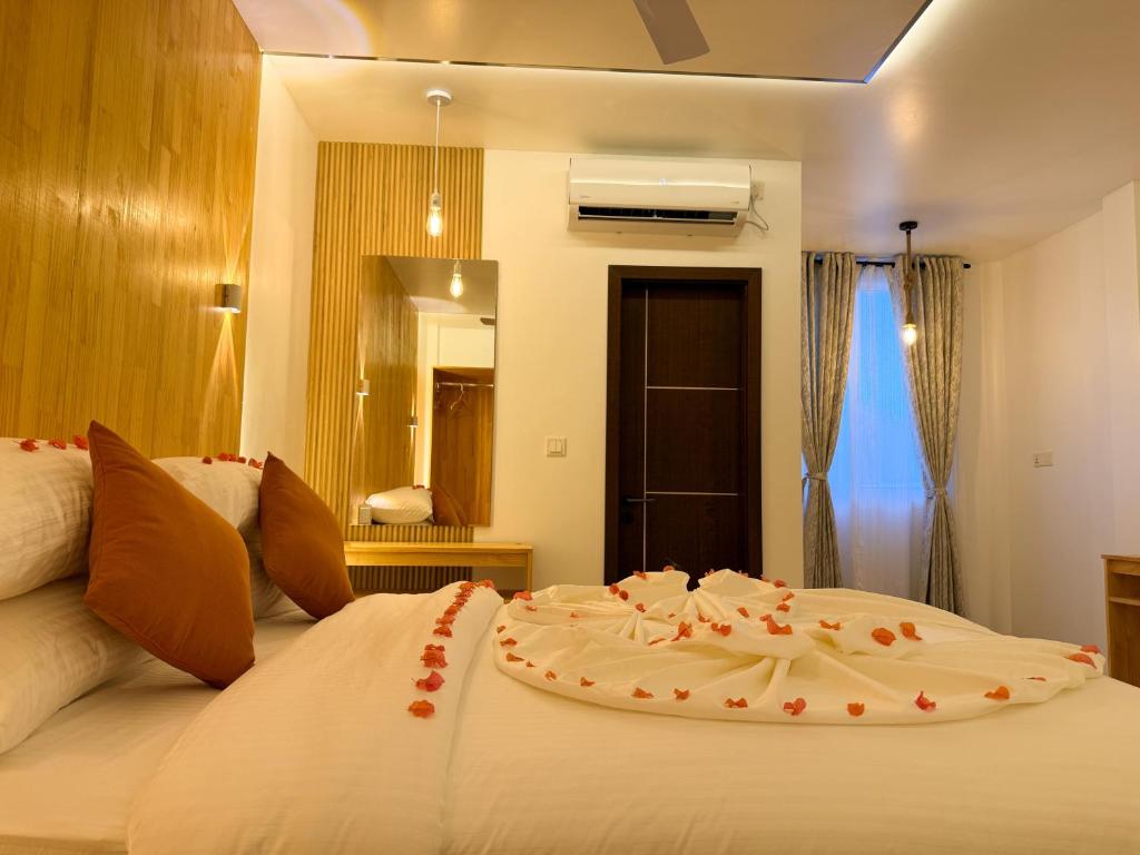 Serenity Stay - View 13