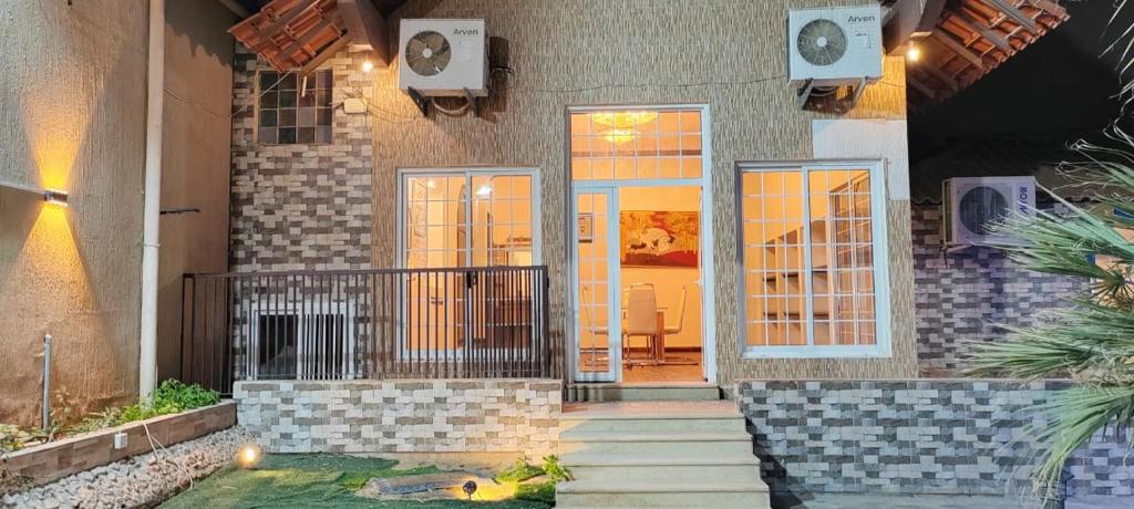 Будівля шале