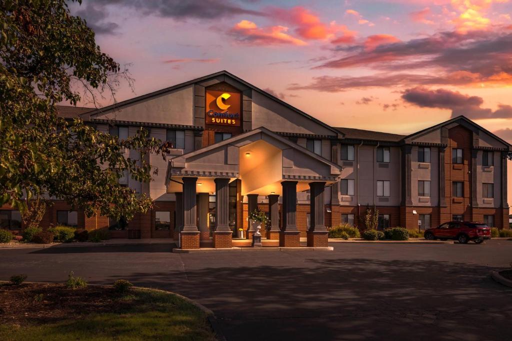 Comfort Suites St Charles-St Louis photo