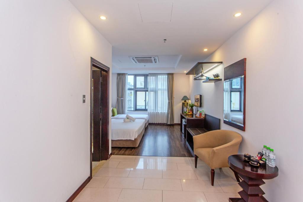 Richico Apartments And Hotel - 