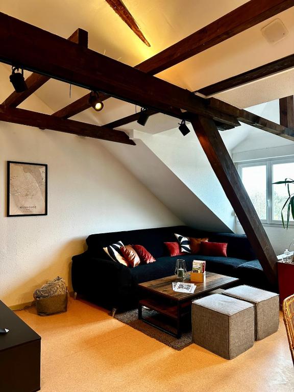 Loft vintage - spacieux 155 m2 - 4 chambres - Parking, Netflix, Wifi Fibre – photo 2