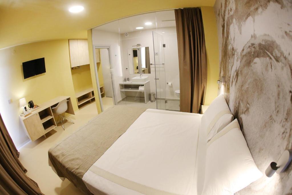 Kai Boutique Studio & Rooms - 13