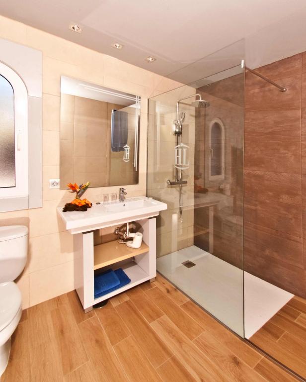 HL Paradise Island - 