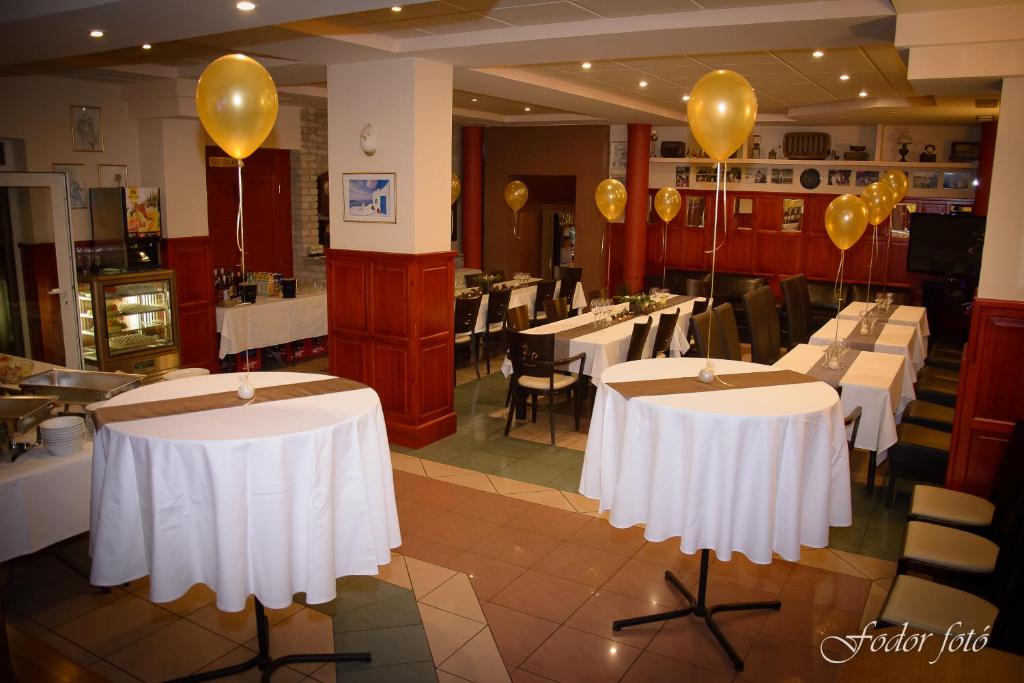 Restaurace v ubytování Club Haus 502 Kalocsa