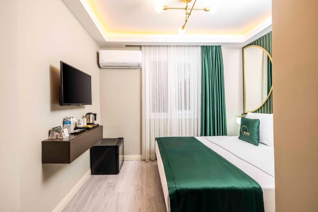 Sistina Old City Hotel - 8