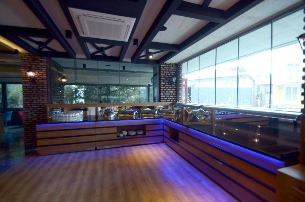 Ресторан / где поесть в Devin Otel