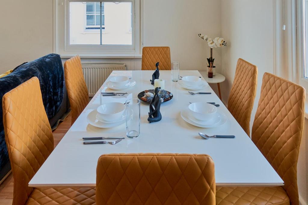 Fotografie z fotogalerie ubytování Charming 2BD Mins From Station v destinaci Northfleet