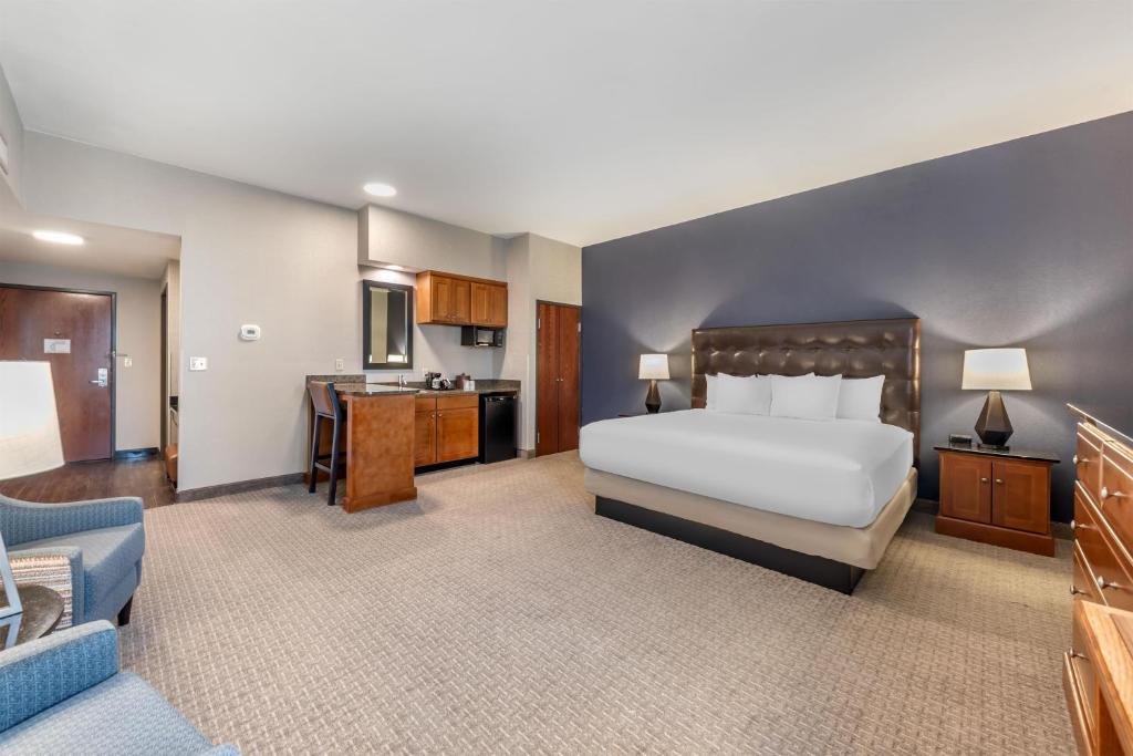 Drury Plaza Hotel San Antonio North Stone Oak photo
