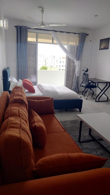 Postel nebo postele na pokoji v ubytování Modern Sands & Pool Studio