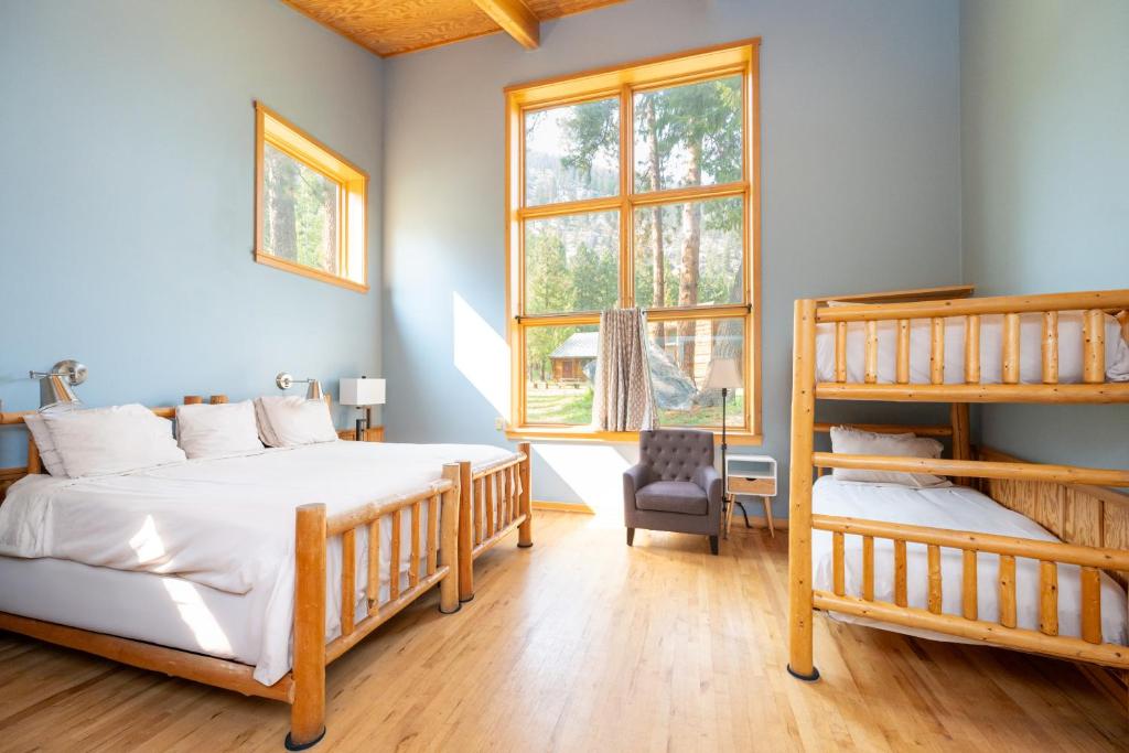 Sleeping Lady Mountain Resort - 