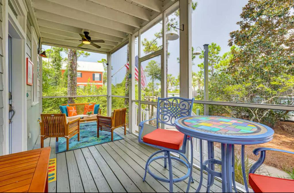 Μπαλκόνι ή βεράντα στο The Funky Oyster Pool Port St Joe