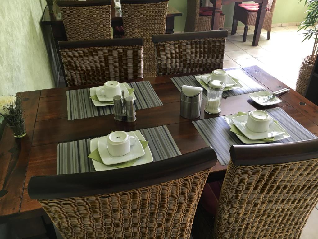 Restaurace v ubytování Pension Villa Strandläufer