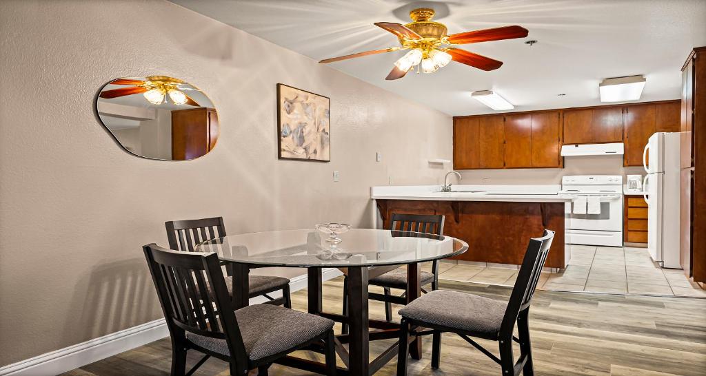 شقة KING WITH SOFA BED AND FULL KITCHEN - NON