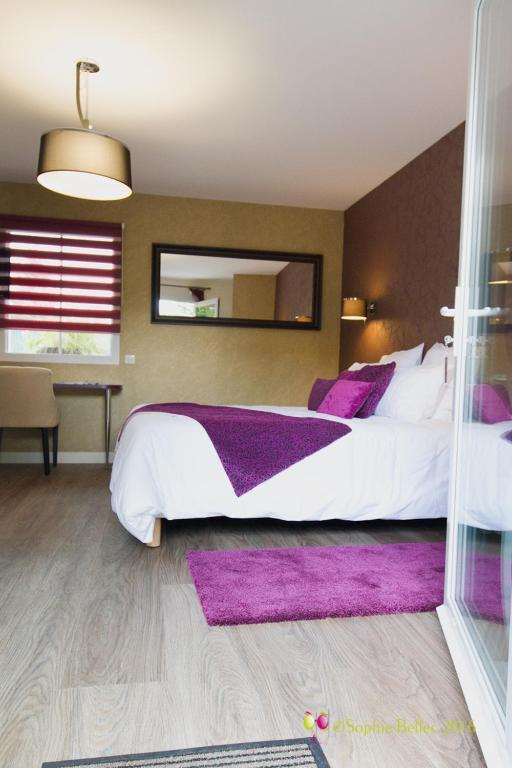 L'Hostellerie d'Acquigny - Superior King Room