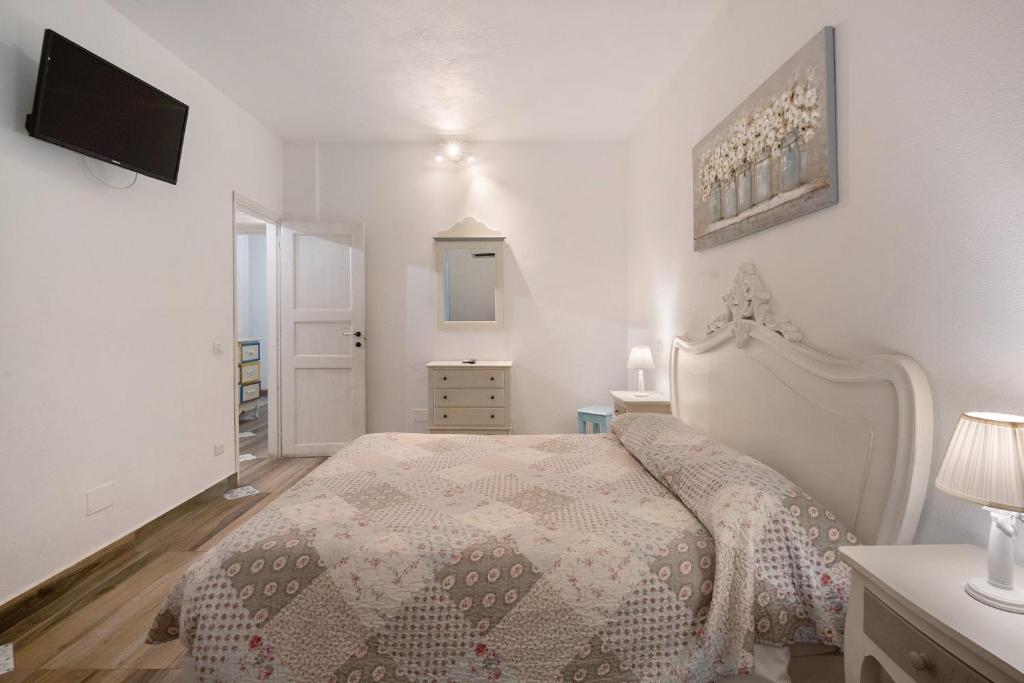 
Superior One-Bedroom Apartment
