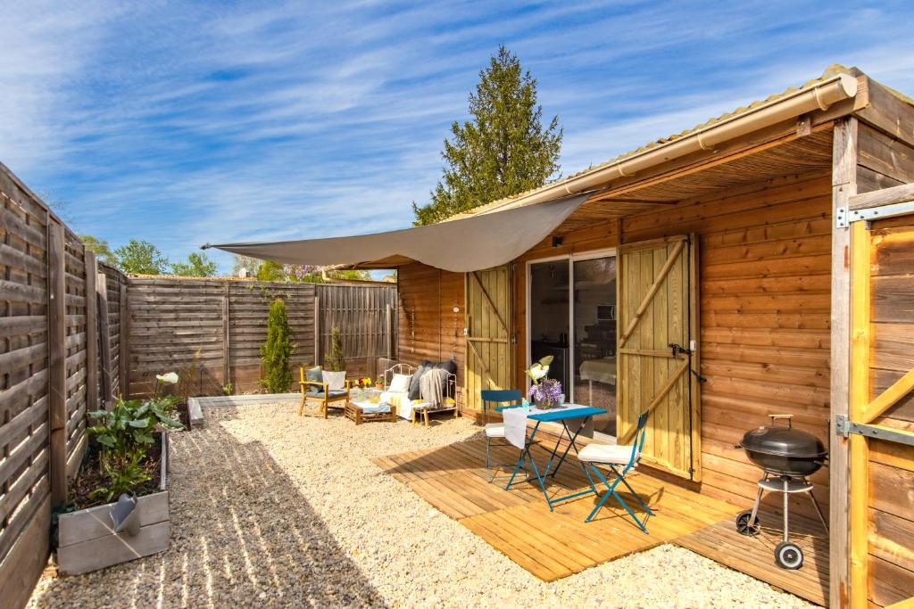 Budova, kde se prázdninový dům nachází