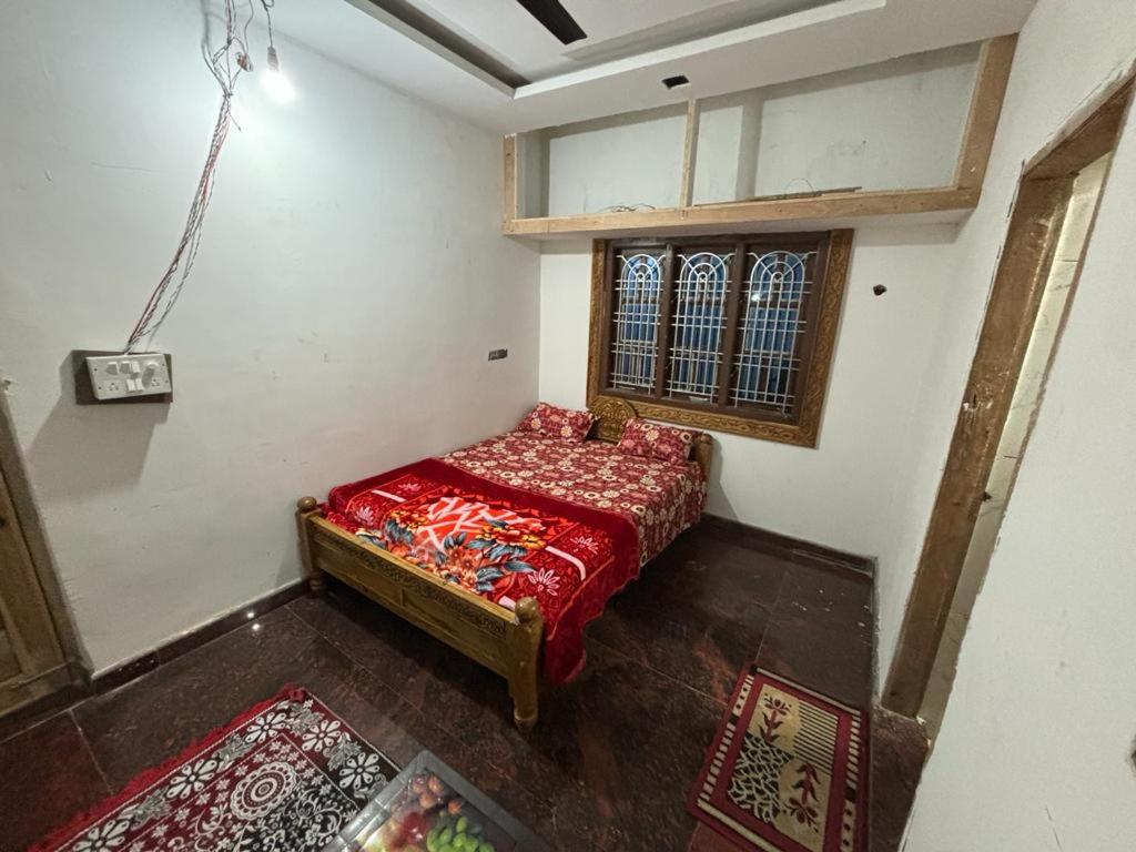 Fotografie z fotogalerie ubytování Lotus home stay 2BHK v destinaci Maisúr