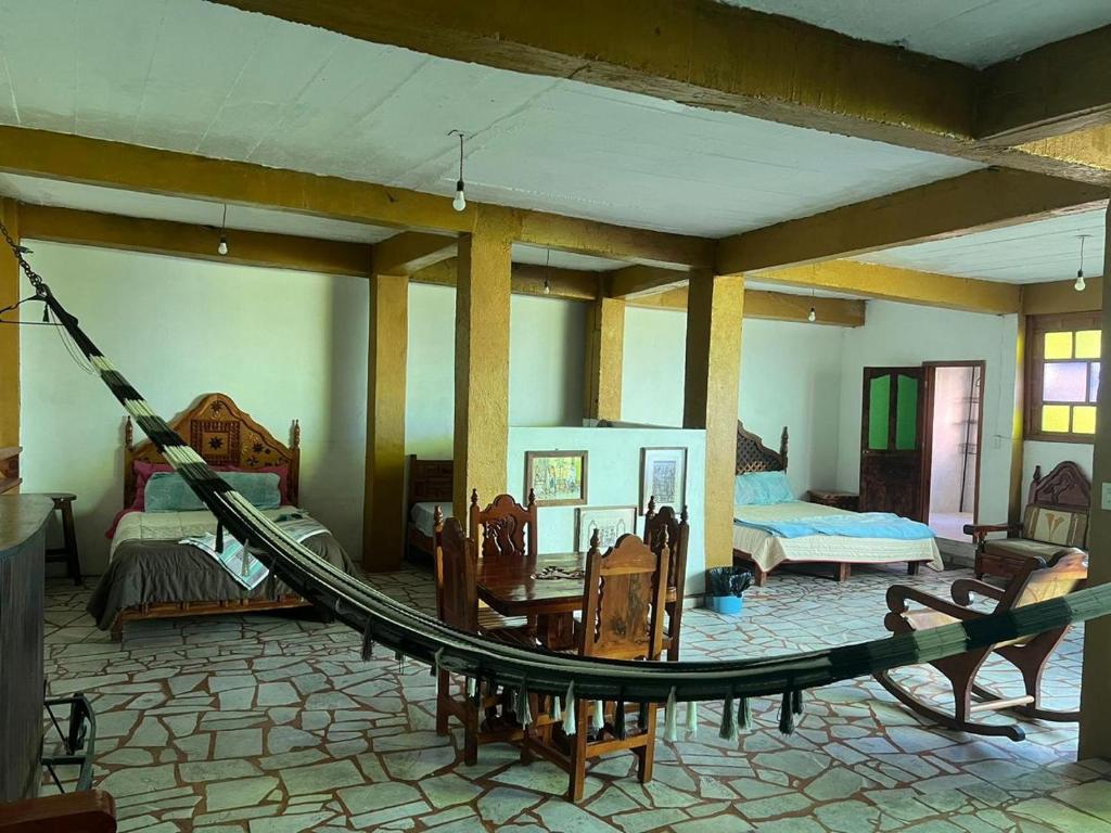 Χώρος καθιστικού στο Host Sol