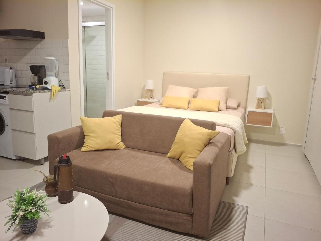 Dpto Resort zona aeropuerto休息區