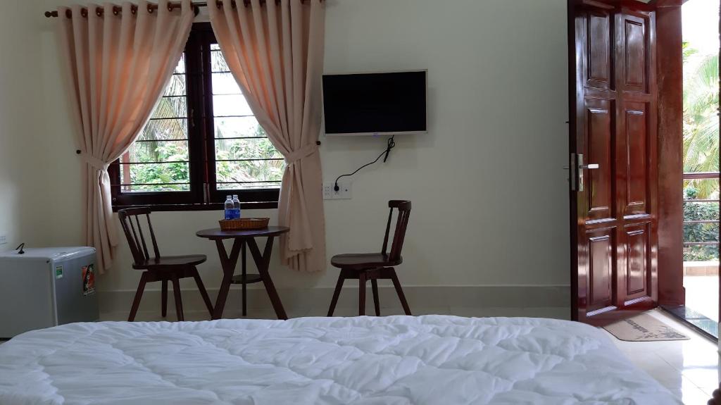 Nguyet Que Homestay & Tours - 12