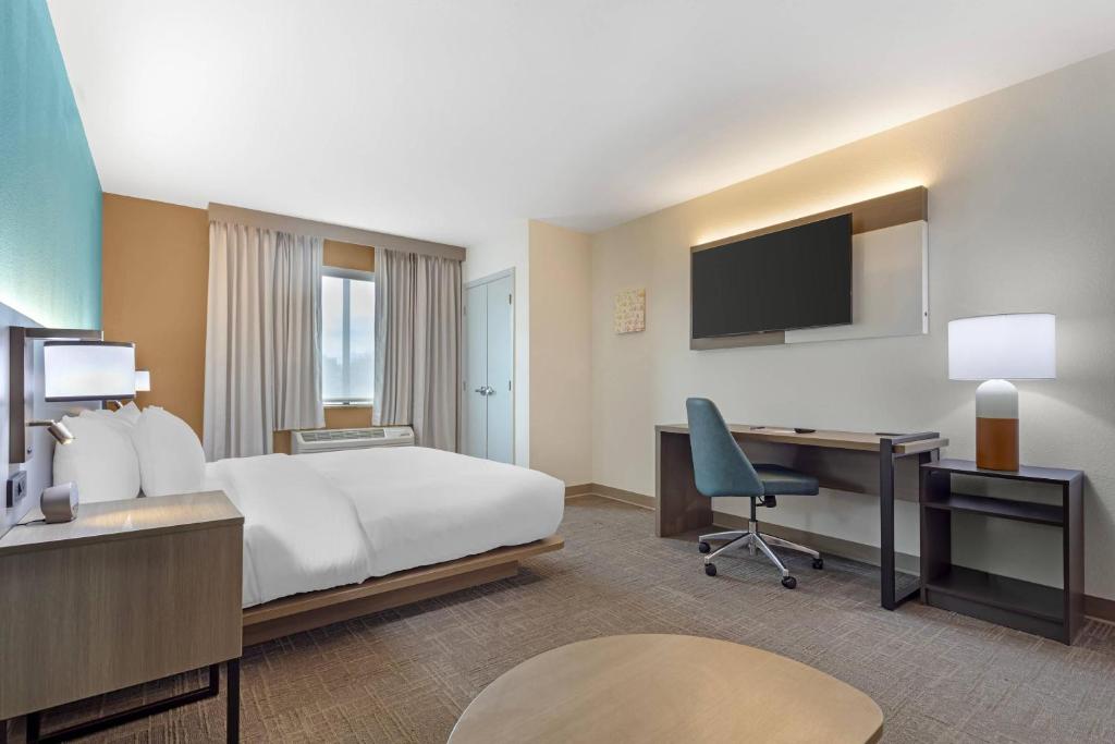 Comfort Suites Lewisburg near University - Habitación King - Accesible/No Fumadores