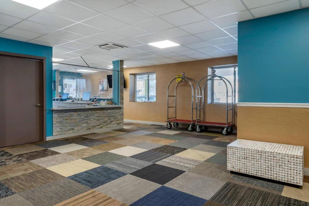 The Waves Hotel, an Ascend Collection Hotel photo