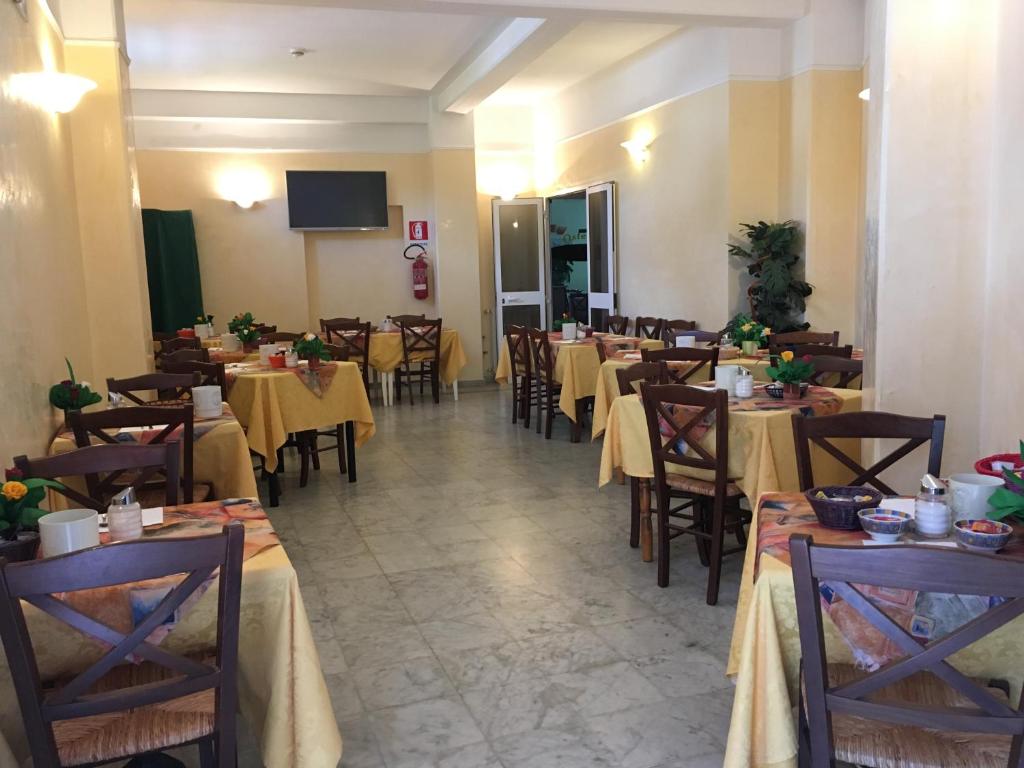 Restaurace v ubytování Hotel Annunziata