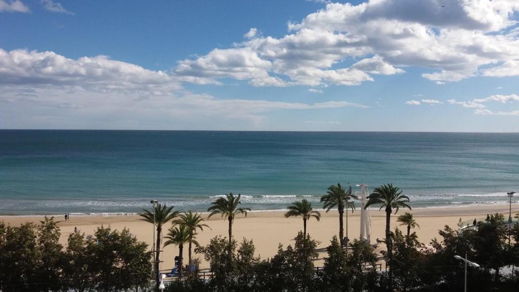 Magnífico Apartamento junto Playa y Centro Ciudad - Aire Acondicionado