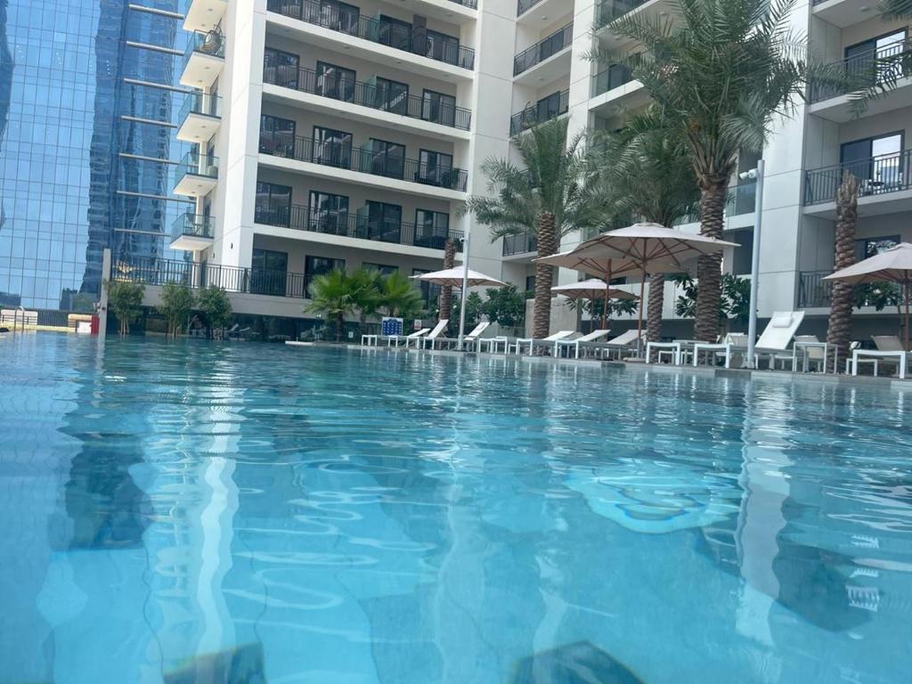 Πισίνα στο ή κοντά στο zada tower