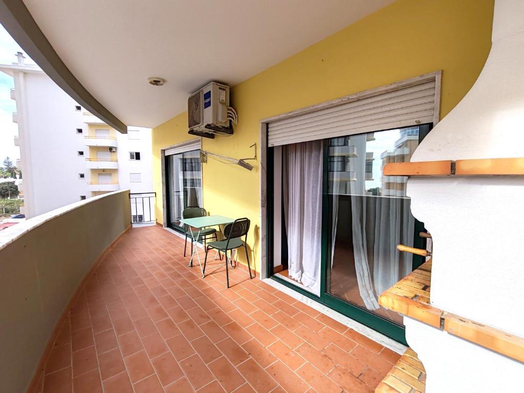 1A Terrace B - Casas & Papeis