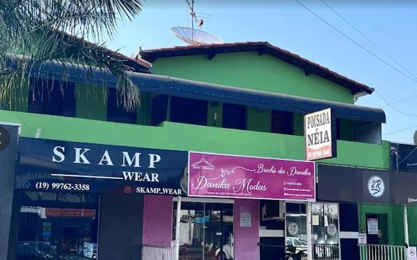 Tòa nhà nơi quán trọ tọa lạc