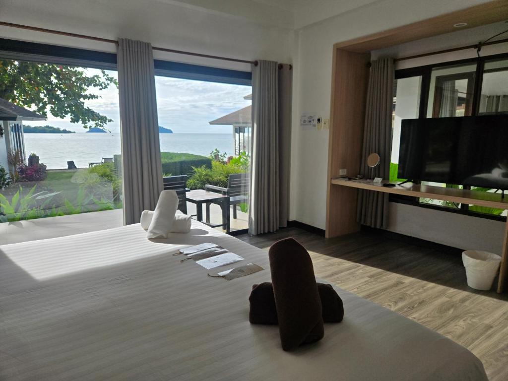 Siam Bay Resort - Bungalow Frente Al Mar Con Vistas Parciales Al Mar