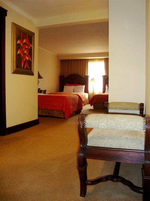 Postel nebo postele na pokoji v ubytování Hotel Gran Mediterraneo