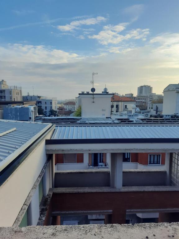 Το κτήριο όπου στεγάζεται  το διαμέρισμα