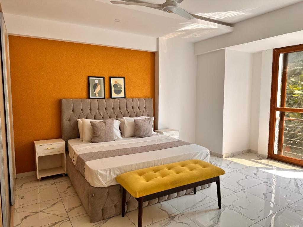 Ένα ή περισσότερα κρεβάτια σε δωμάτιο στο Coastal Bliss Retreat