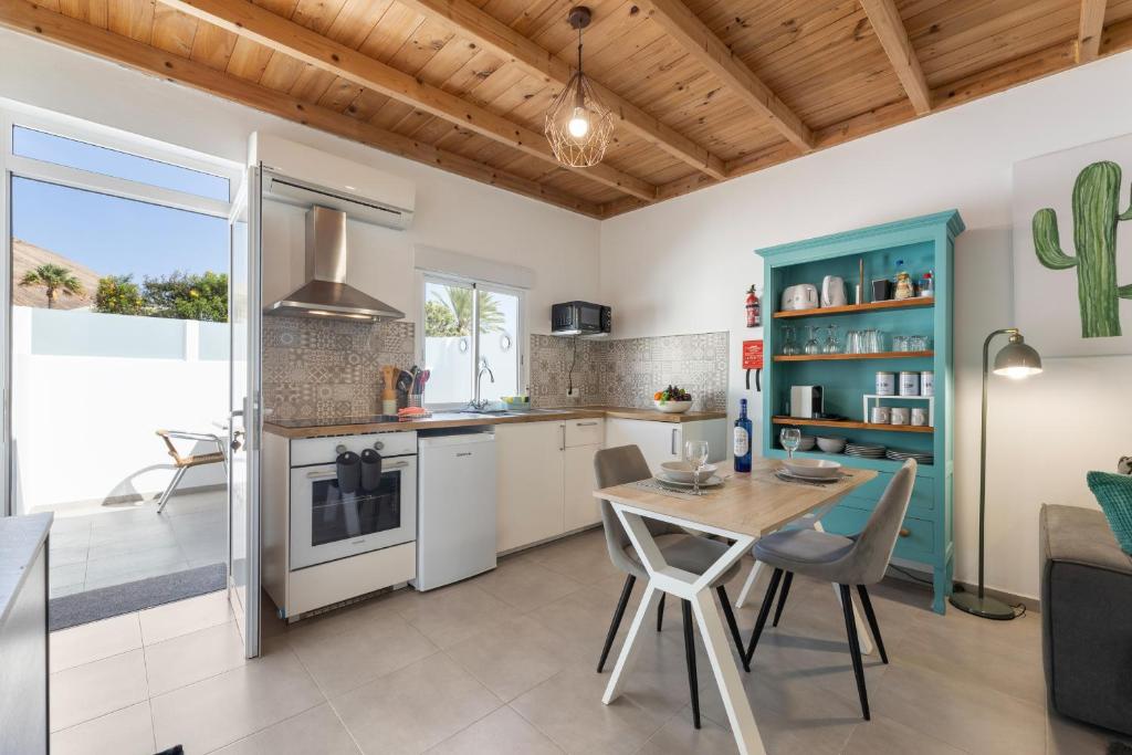 Kuchyň nebo kuchyňský kout v ubytování Apartamento Alma 1 by Escape Home