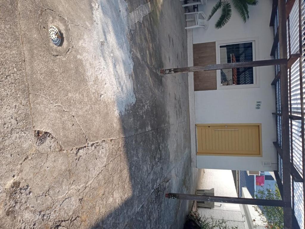 Φωτογραφία από το άλμπουμ του Estúdio acolhedor e versátil σε Laguna