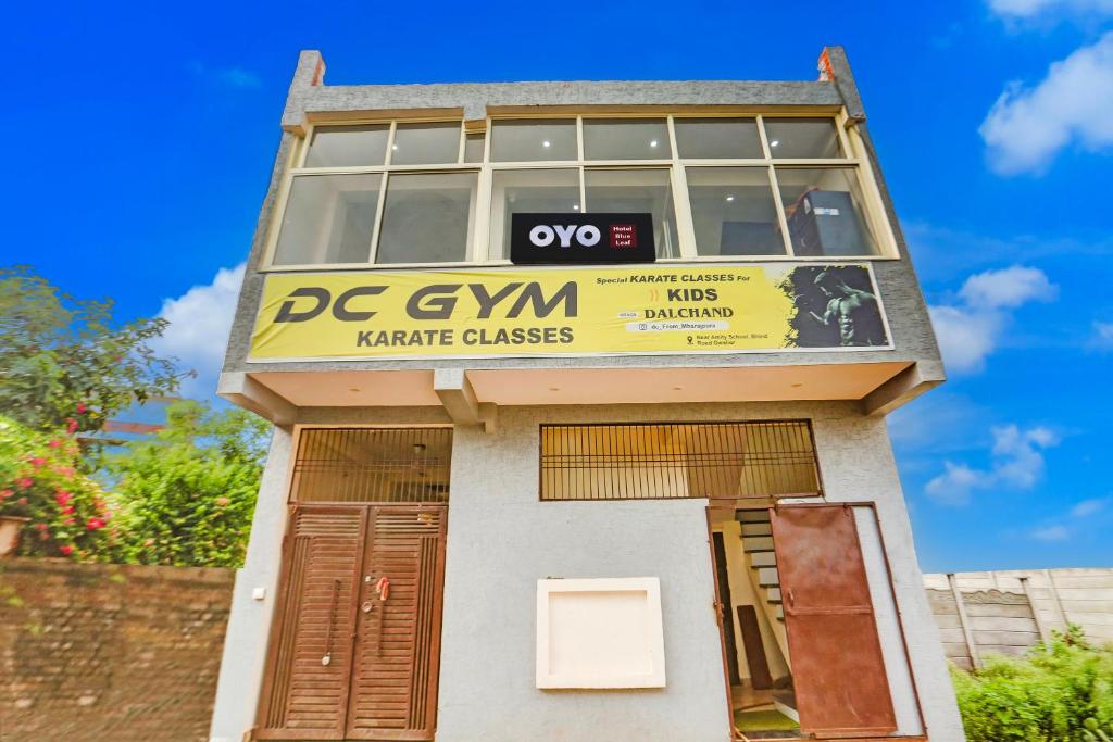 Сертификат, награда, вывеска или другой документ, выставленный в SPOT ON Blue Leaf Hotel