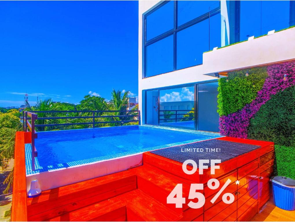 Πισίνα στο ή κοντά στο Romantic Playa Escape I 500m Award-Winning Beach I King Bed I AC Pool Gym WiFi 205