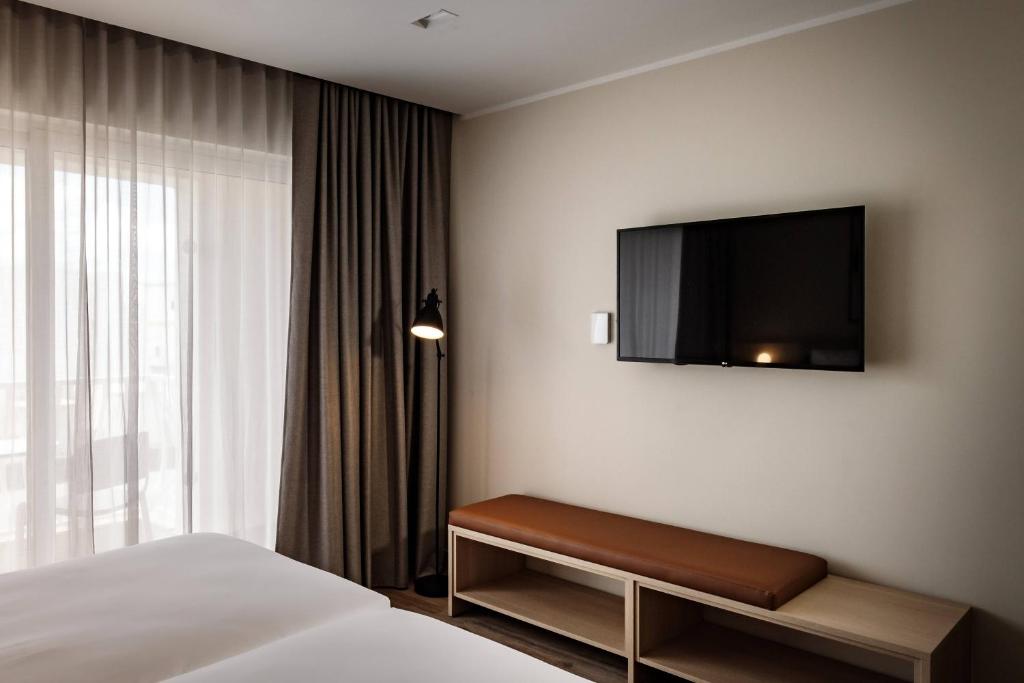 Strand Suites by NEU Collective - 9