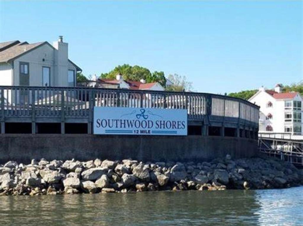 Φυσικό τοπίο κοντά σε αυτή η παραθεριστική κατοικία