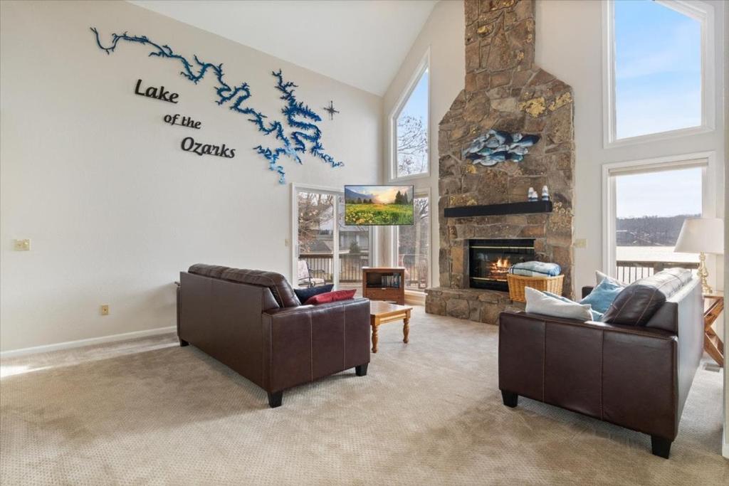 Gallery image of Expansive Deck, Beautiful Views, Private Dock & Boat Slip in Sunrise Beach