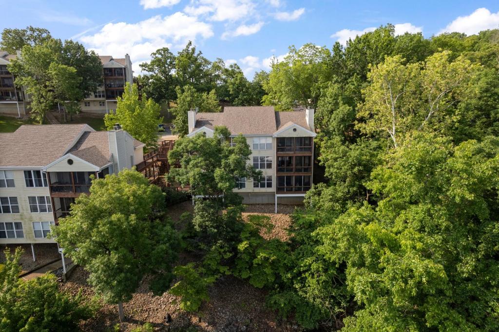 Budova, kde se prázdninový dům nachází