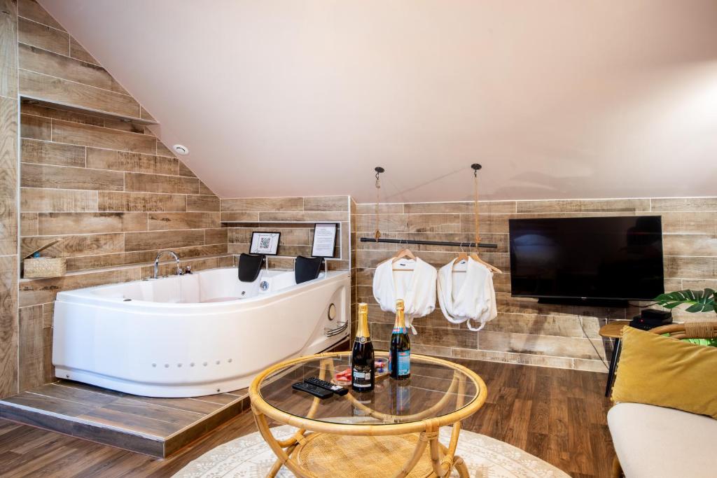 Casa del Sol - Jacuzzi & Boho Elegance – photo 5