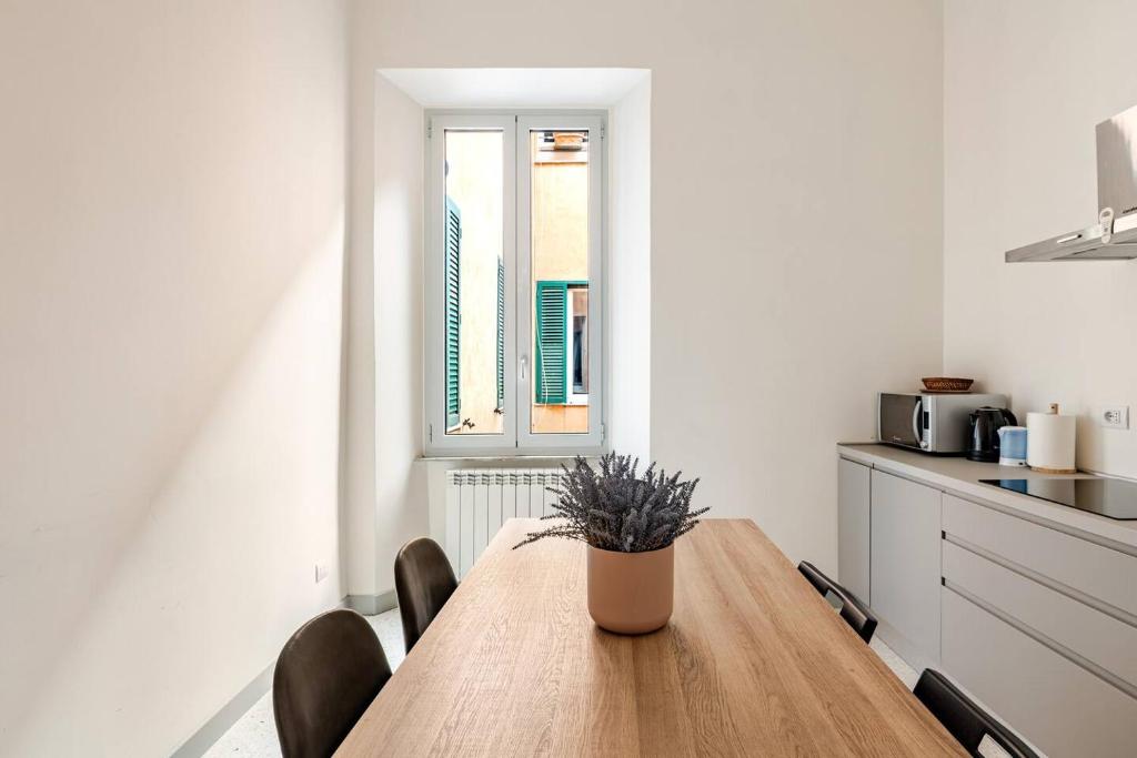 Boutique Via Veneto Apartment by SupaStays