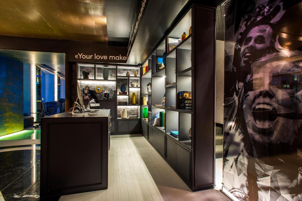 Pestana CR7 Lisboa - Resim 17